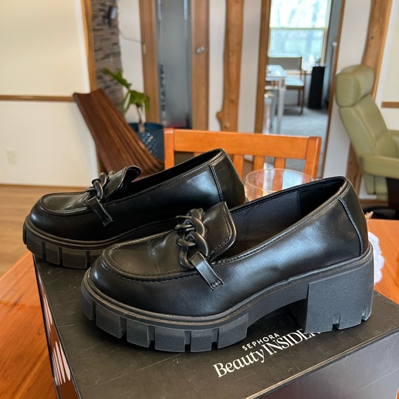 Torrid Faux Leather Lug Chunky Platform Heeled Slip On Black Loafers - Picture 3 of 9